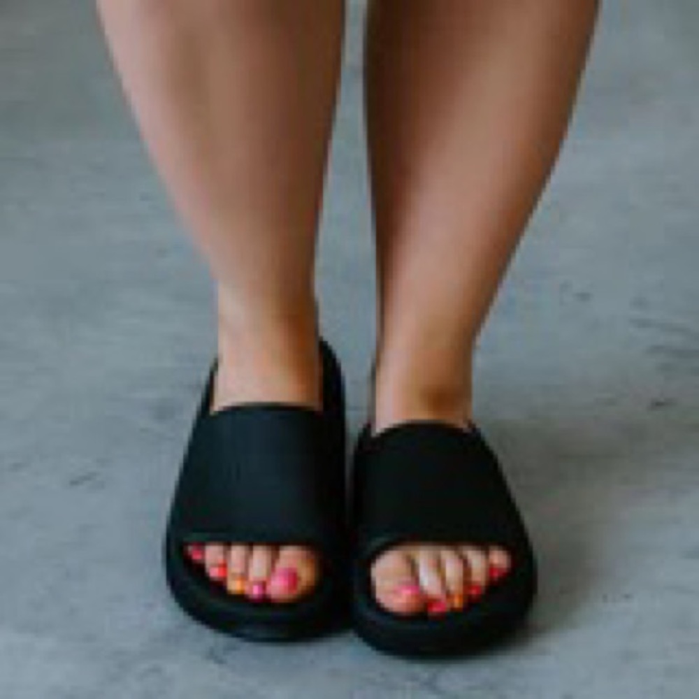 Gypsy Jazz Foam Slides - image 3